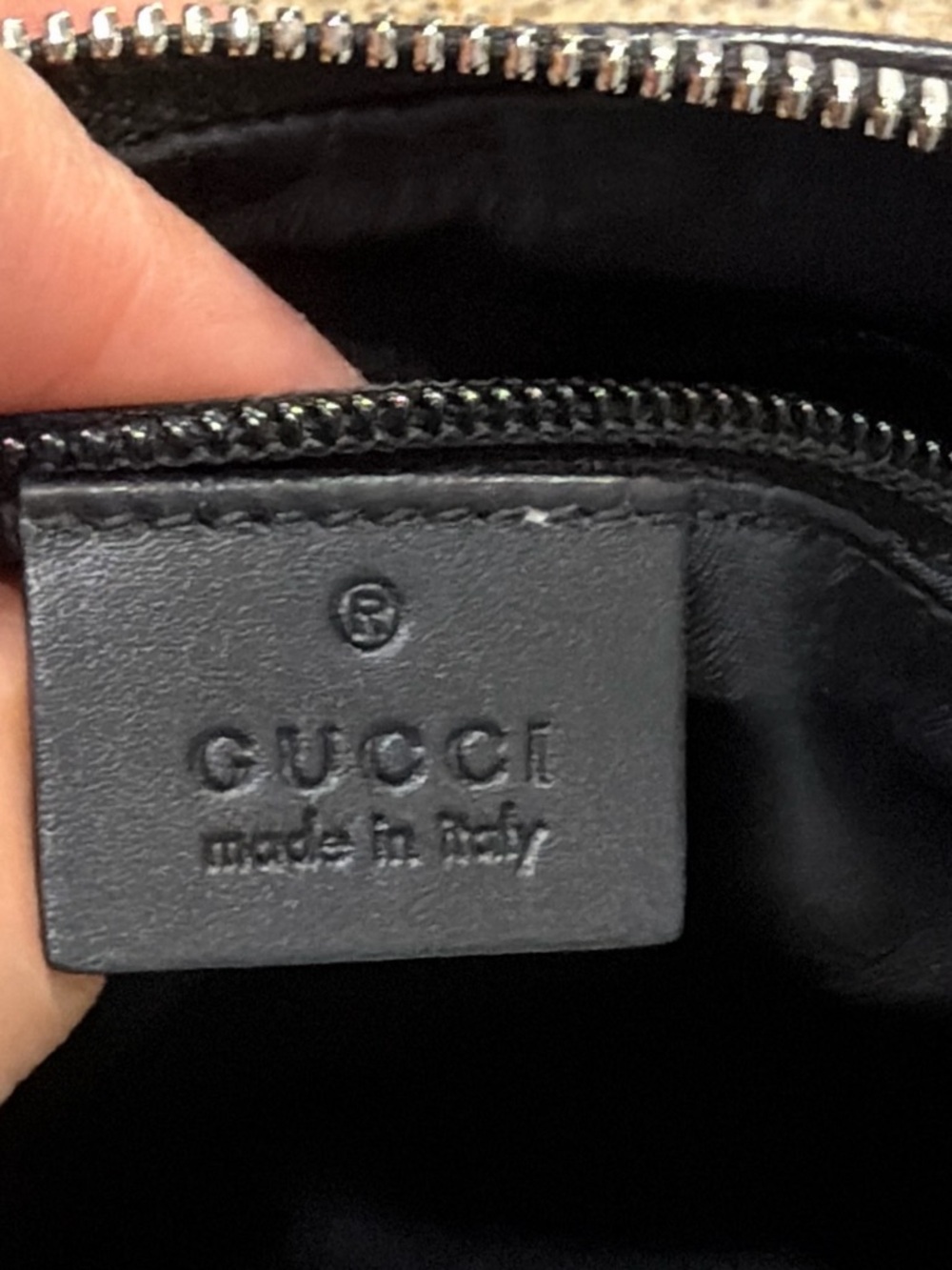 🔥🔥Gucci Supreme Web leather Crossbody Bag with Green and Red Stripe (GUC)🔥🔥 - Picture 7 of 16